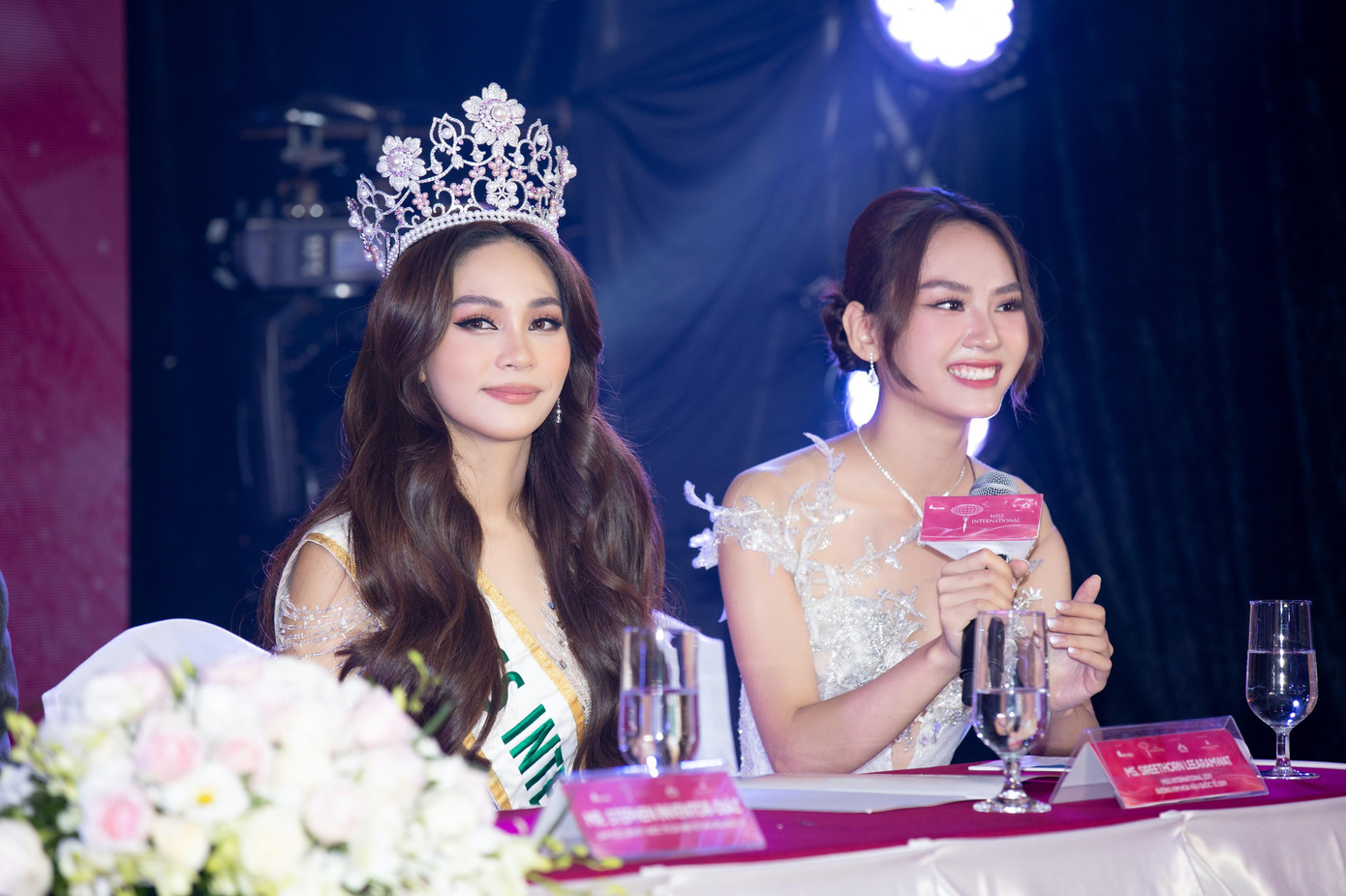 Miss International được các chuyên trang sắc đẹp đánh giá là cuộc thi lớn thứ 3 thế giới. Cuộc thi được tổ chức lần đầu năm 1960 ở Long Beach, California, Hoa Kỳ. Từ năm 1972 đến nay, Miss International được tổ chức thường niên tại Nhật Bản. Miss International được các chuyên trang sắc đẹp đánh giá là cuộc thi lớn thứ 3 thế giới. Cuộc thi được tổ chức lần đầu năm 1960 ở Long Beach, California, Hoa Kỳ. Từ năm 1972 đến nay, Miss International được tổ chức thường niên tại Nhật Bản.