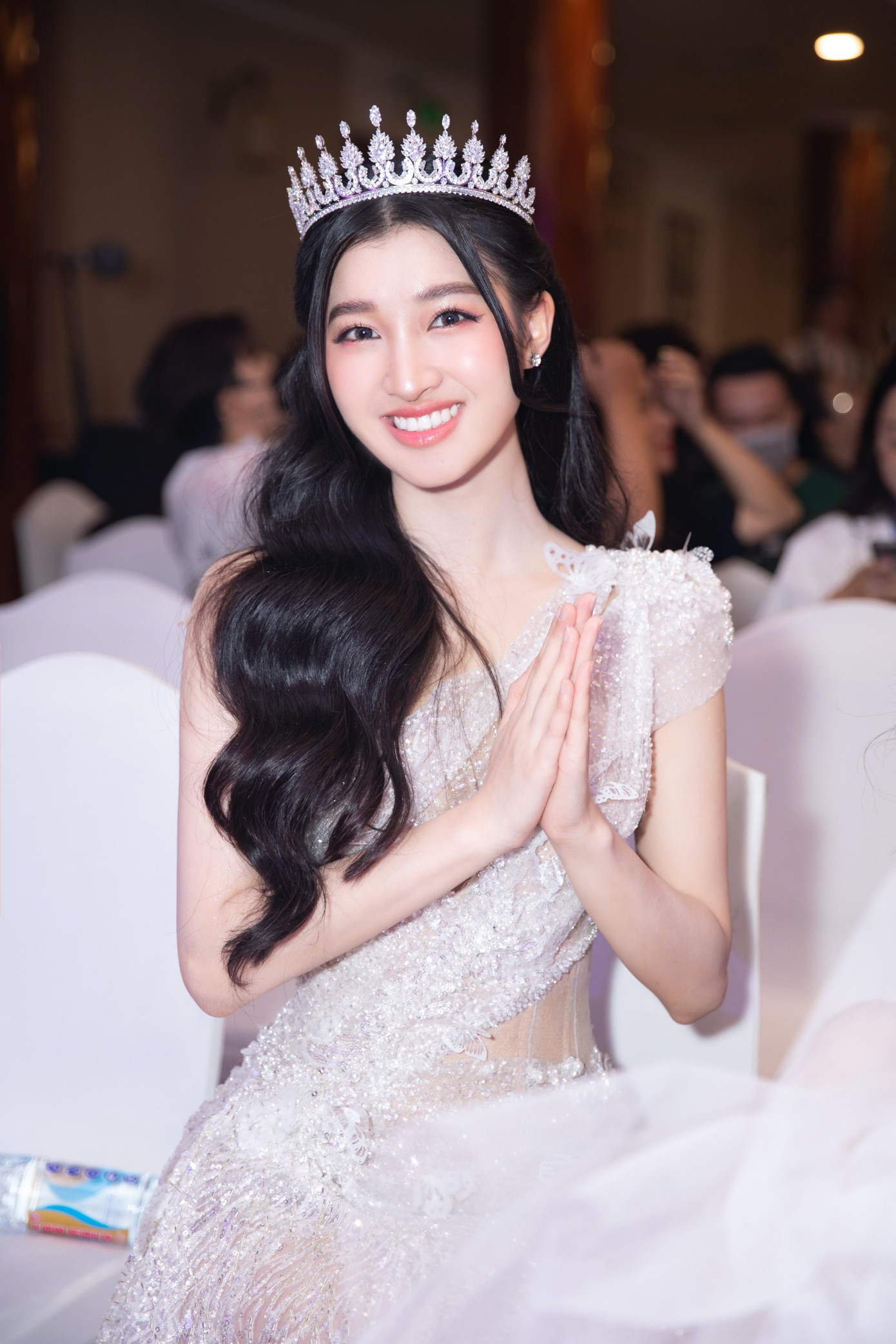 Phương Nhi khoe vẻ rạng rỡ trong những bức ảnh cận. Cô được người hâm mộ kỳ vọng có suất thi quốc tế để không uổng phí vẻ đẹp tự nhiên và danh hiệu Á hậu 2 Miss World Vietnam 2022. Phương Nhi khoe vẻ rạng rỡ trong những bức ảnh cận. Cô được người hâm mộ kỳ vọng có suất thi quốc tế để không uổng phí vẻ đẹp tự nhiên và danh hiệu Á hậu 2 Miss World Vietnam 2022.