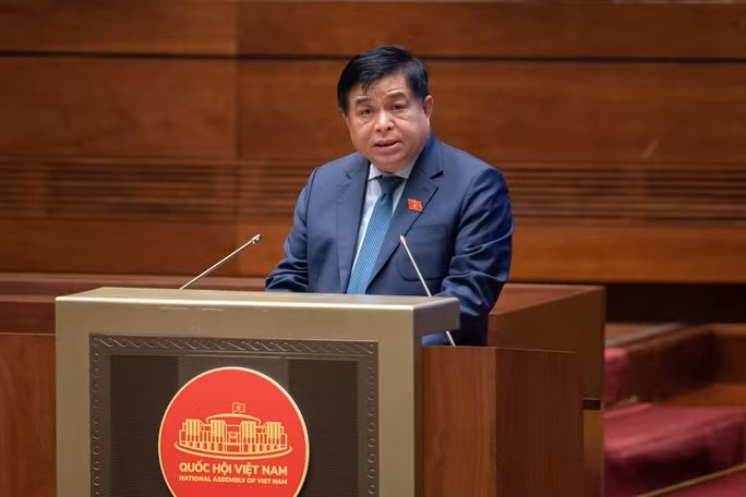 Bộ trưởng Bộ Kế hoạch và Đầu tư Nguyễn Chí Dũng phát biểu. Ảnh: Phạm Thắng.