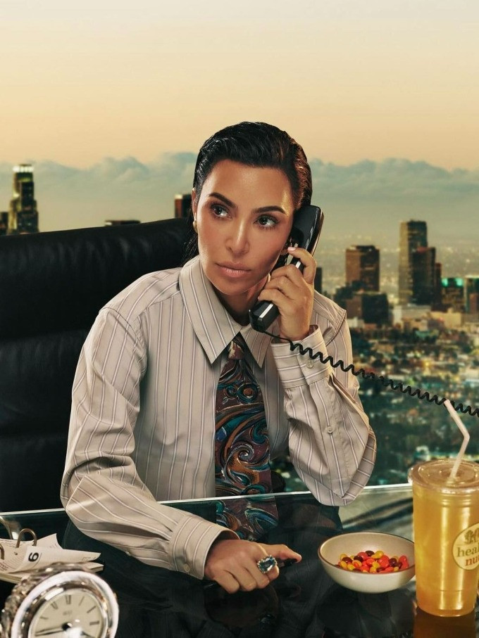 Kim Kardashian trên tạp chí GQ.