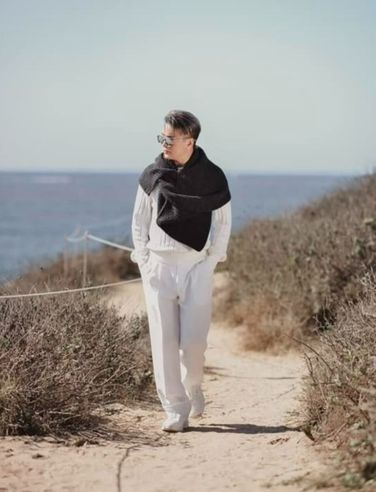 Đàm Vĩnh Hưng không phản hồi thêm vụ kiện sau bài đăng có nội dung &quot;phát ngôn chính thức về ông Gerard Williams&quot; ngày 4/12.