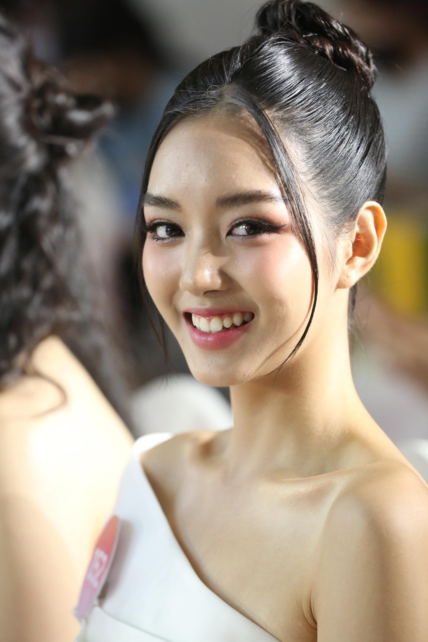 Trần Lê Mai Chi thuộc nhóm thí sinh có gương mặt thanh tú và ăn ảnh. Cô gái đến từ Thanh Hóa hiện là sinh viên năm thứ hai đại học Luật TP.HCM.