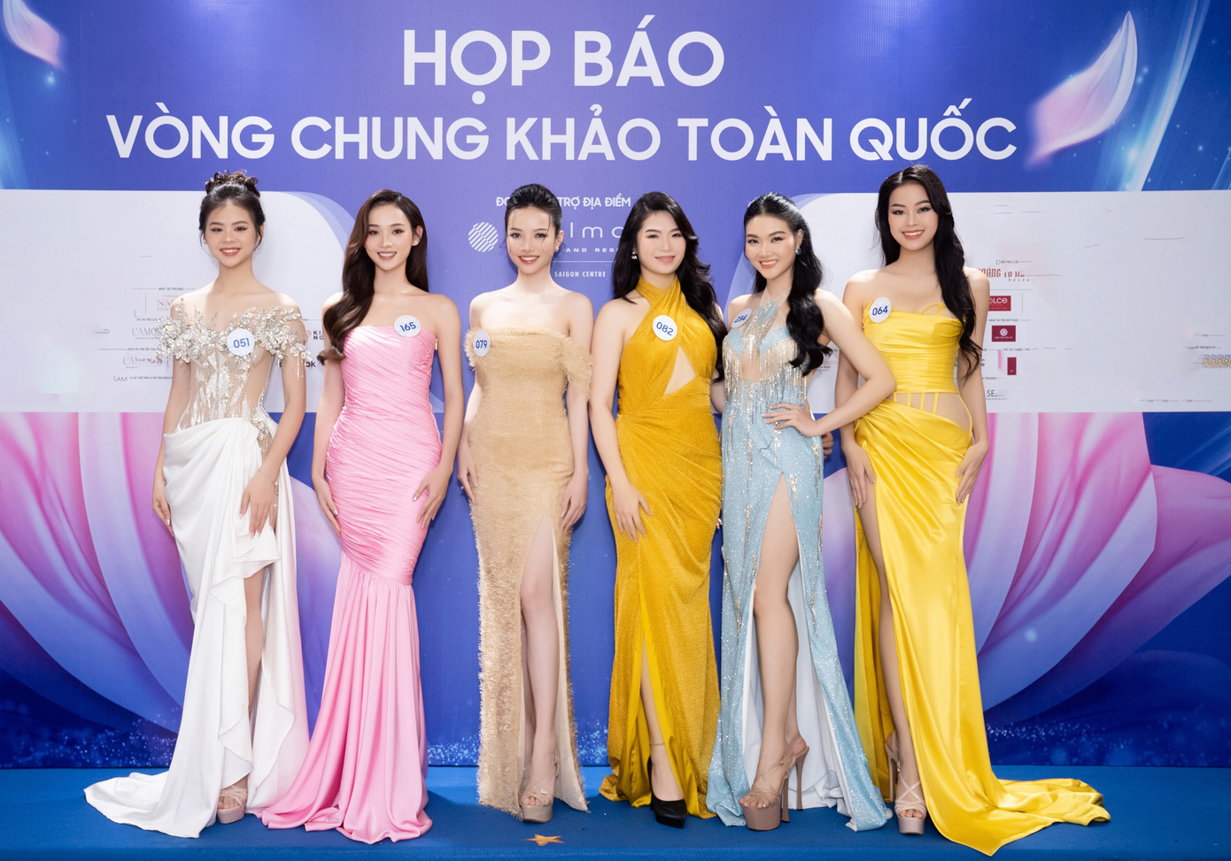 Đào Thị Hiền (SBD 064) được chú ý khi là em gái của Đào Thị Hà - Top 5 Hoa hậu Việt Nam 2016 và Top 5 Hoa hậu Hoàn vũ Việt Nam 2019.