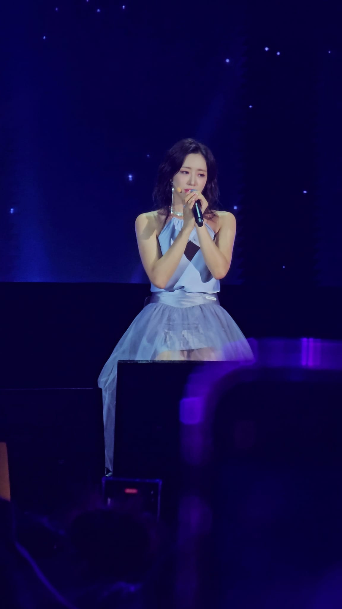 Phần biểu diễn của Eunjung (T-ara) được cổ vũ mạnh không kém lúc EXO hát. Thành viên nhóm T-ara còn khiến nhiều người thích thú khi hát tiếng Việt. Phần biểu diễn của Eunjung (T-ara) được cổ vũ mạnh không kém lúc EXO hát. Thành viên nhóm T-ara còn khiến nhiều người thích thú khi hát tiếng Việt.