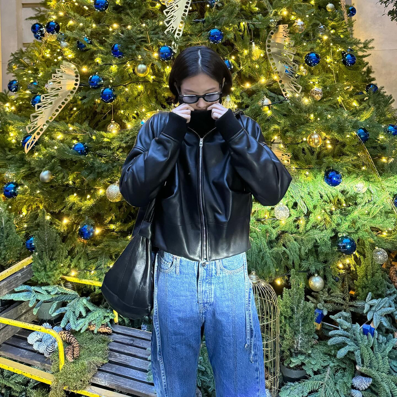 Ảnh Jennie check-in tại London, Anh.