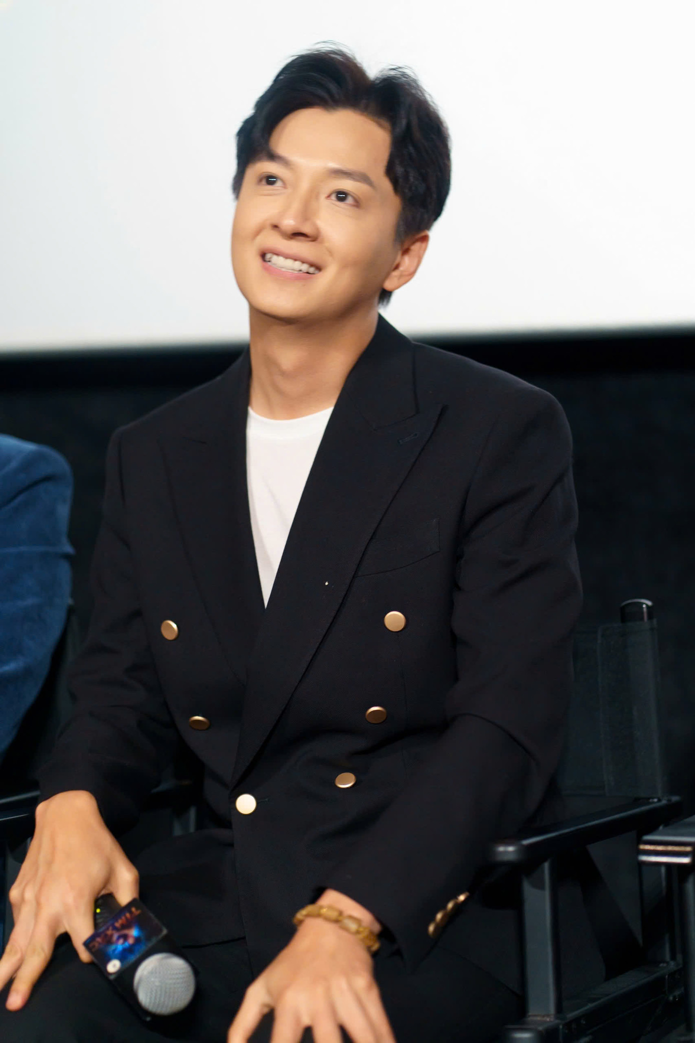 Dàn cast trong Tìm xác - Ma không đầu. Dàn cast trong Tìm xác - Ma không đầu.