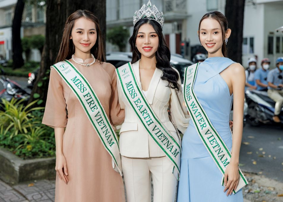 Top 3 Miss Earth Vietnam 2023 đồng hành cùng Tuần lễ Du lịch TP.HCM.