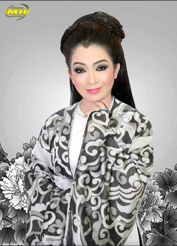 NSƯT Kim Tử Long và NSND Mỹ Hằng đảm nhận vai chính trong chương trình tôn vinh hoàng đế Quang Trung. NSƯT Kim Tử Long và NSND Mỹ Hằng đảm nhận vai chính trong chương trình tôn vinh hoàng đế Quang Trung.