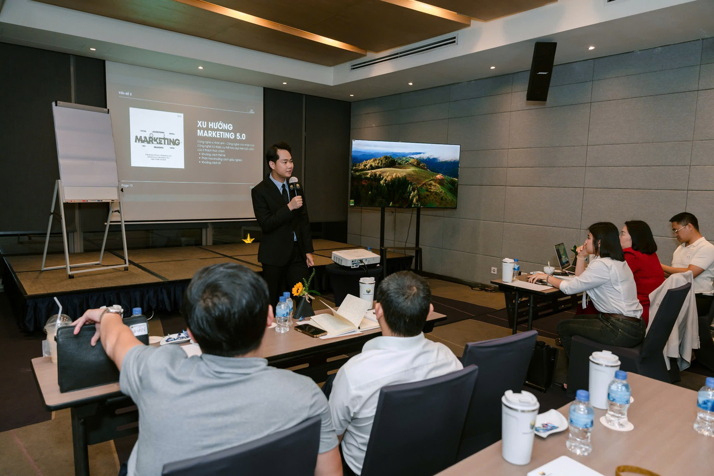 Thương hiệu cá nhân giúp doanh nhân thích nghi với thay đổi của thời đại.