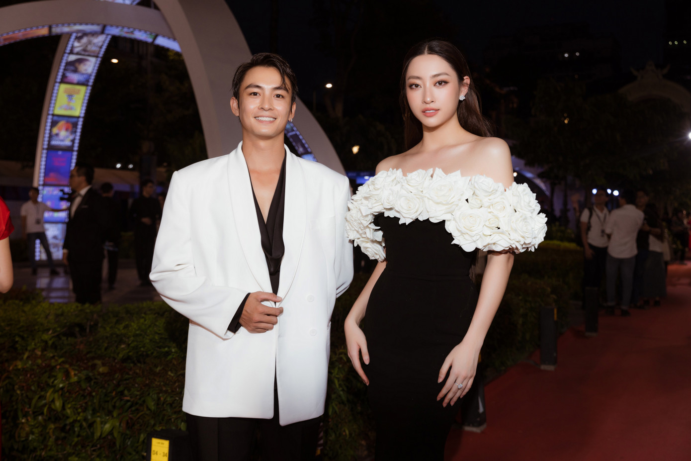 Tham gia bộ phim điện ảnh ra rạp năm 2023, Lương Thùy Linh nói cô hãnh diện khi trở thành đại sứ truyền thông của HIFF 2024. “Xuất hiện tại liên hoan phim quy tụ nhiều ngôi sao trong và ngoài nước là vinh dự của tôi. Điều làm tôi thấy vui nhất là hai bộ phim kinh điển của Việt Nam là Mùa len trâu và Cánh đồng hoang được chiếu đến công chúng. Tôi hy vọng phim Việt bùng nổ trong mùa tiếp theo của HIFF”, Hoa hậu Thế giới Việt Nam 2019 chia sẻ.