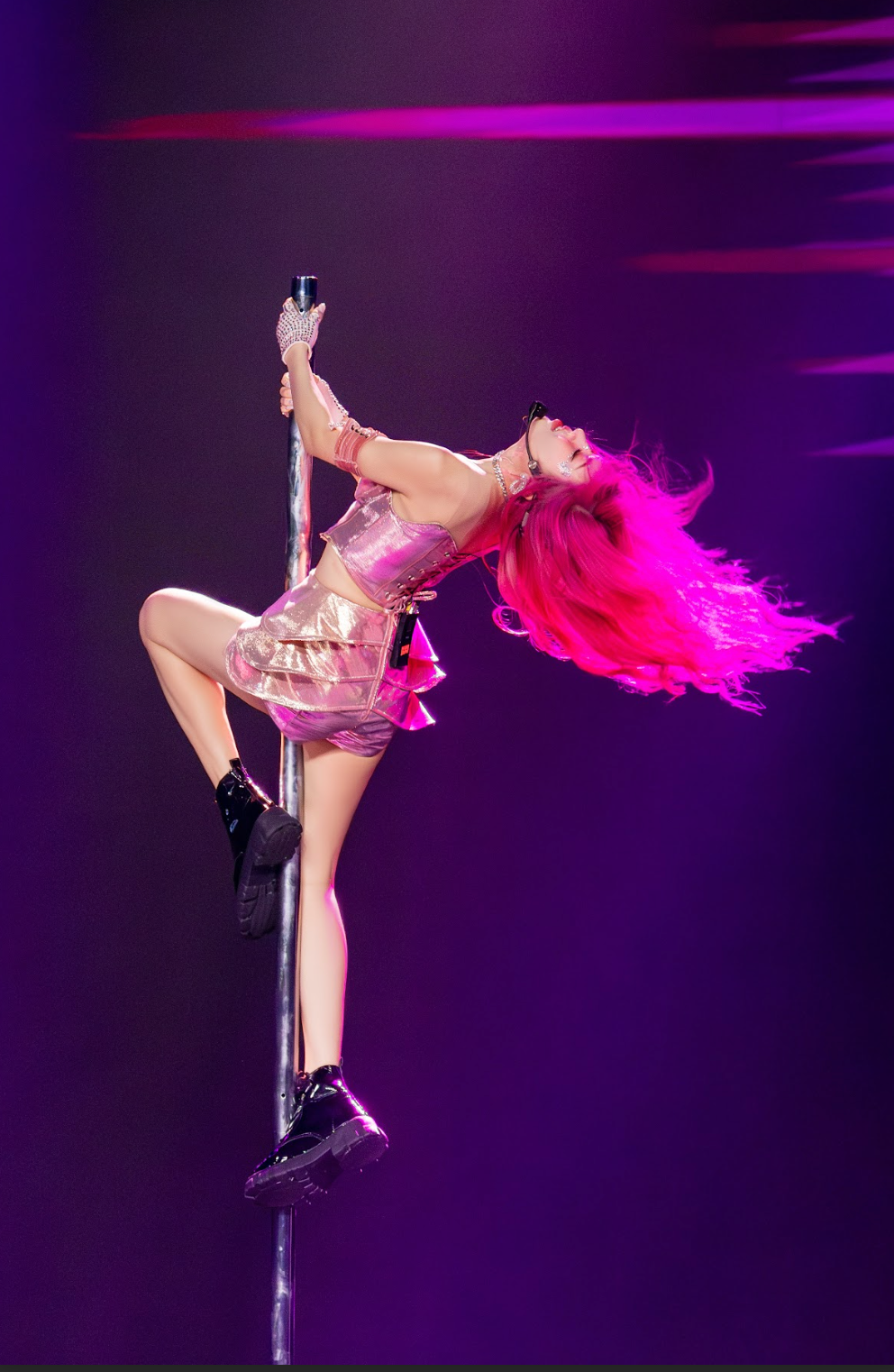 Nguyên Hà và Trang Pháp ghi điểm ở chặng cuối.