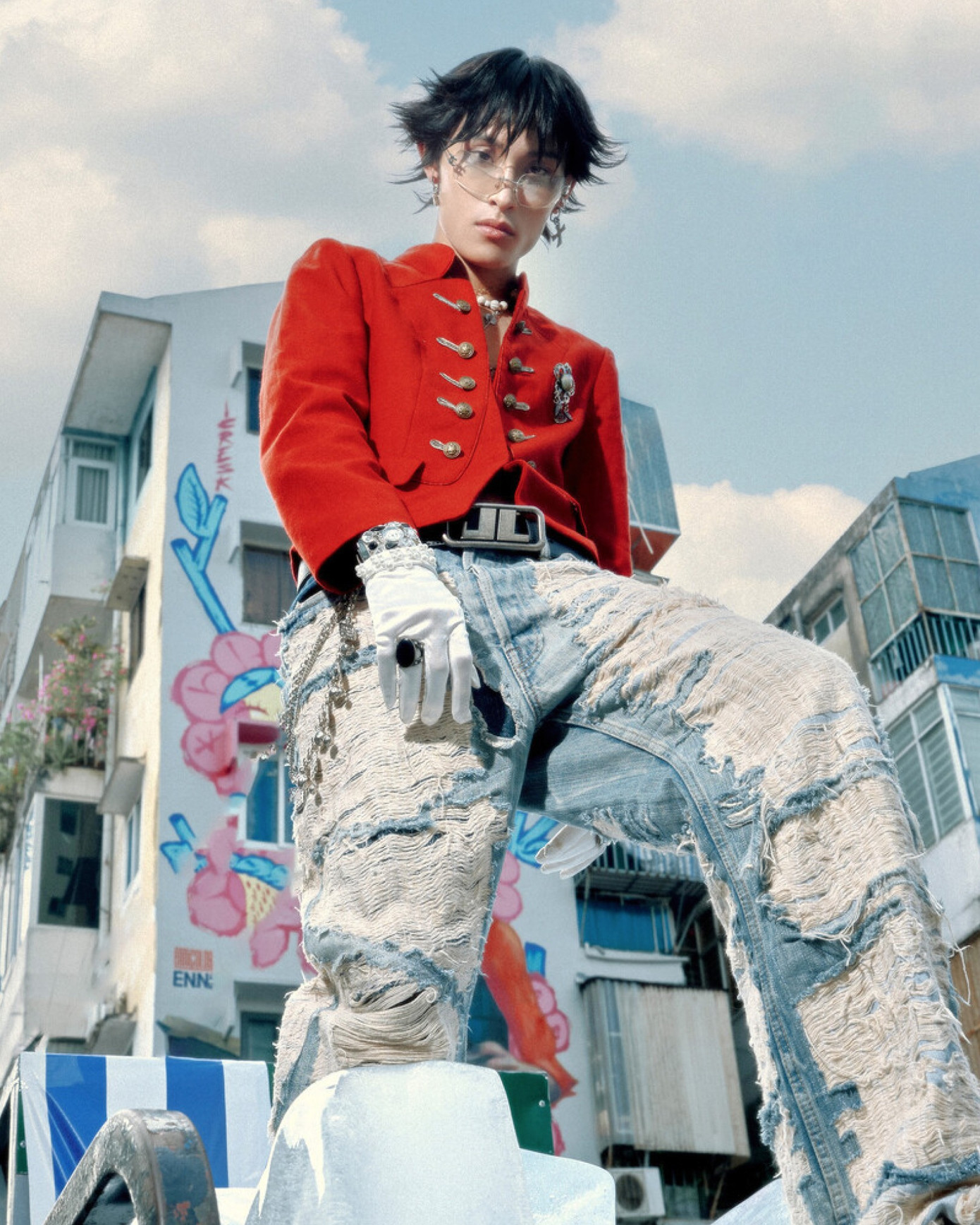 Wren Evans, tlinh, HIEUTHUHAI, MONO... gặp nguy vì cuộc chiến giữa TikTok và Universal. Wren Evans, tlinh, HIEUTHUHAI, MONO... gặp nguy vì cuộc chiến giữa TikTok và Universal.