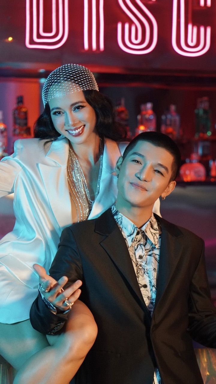 Ảnh cưới phong cách disco của Vũ Ngọc Anh và Cường Seven. Ảnh cưới phong cách disco của Vũ Ngọc Anh và Cường Seven.