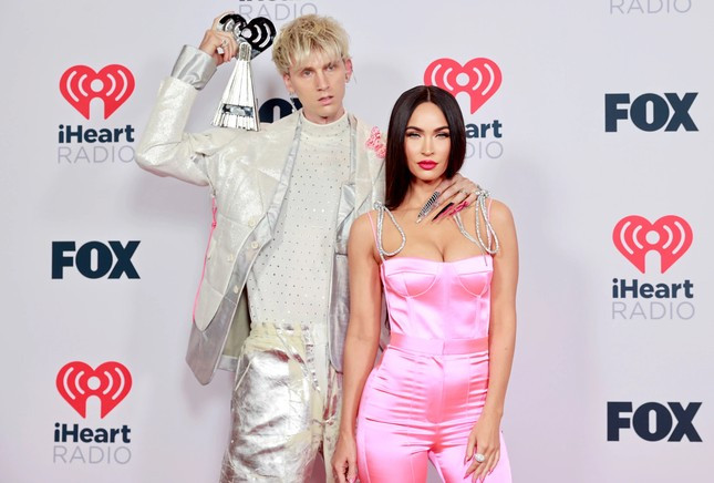 Megan Fox và Machine Gun Kelly thời còn mặn nồng.