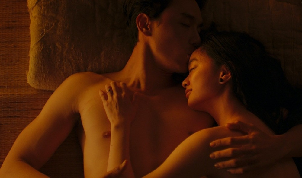 Cảnh nóng trong Người vợ cuối cùng.