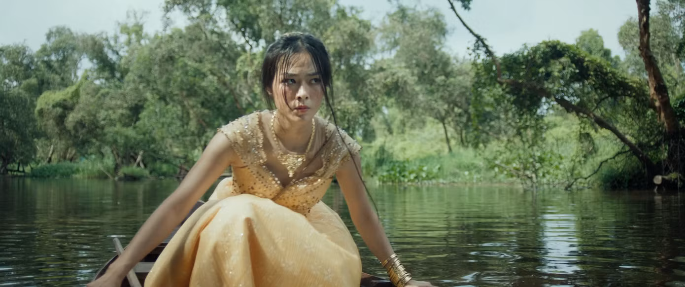 Tạo hình của NSƯT Hoài Linh và Tuấn Trần, Diệp Bảo Ngọc trong Làm giàu với ma 2. Tạo hình của NSƯT Hoài Linh và Tuấn Trần, Diệp Bảo Ngọc trong Làm giàu với ma 2.