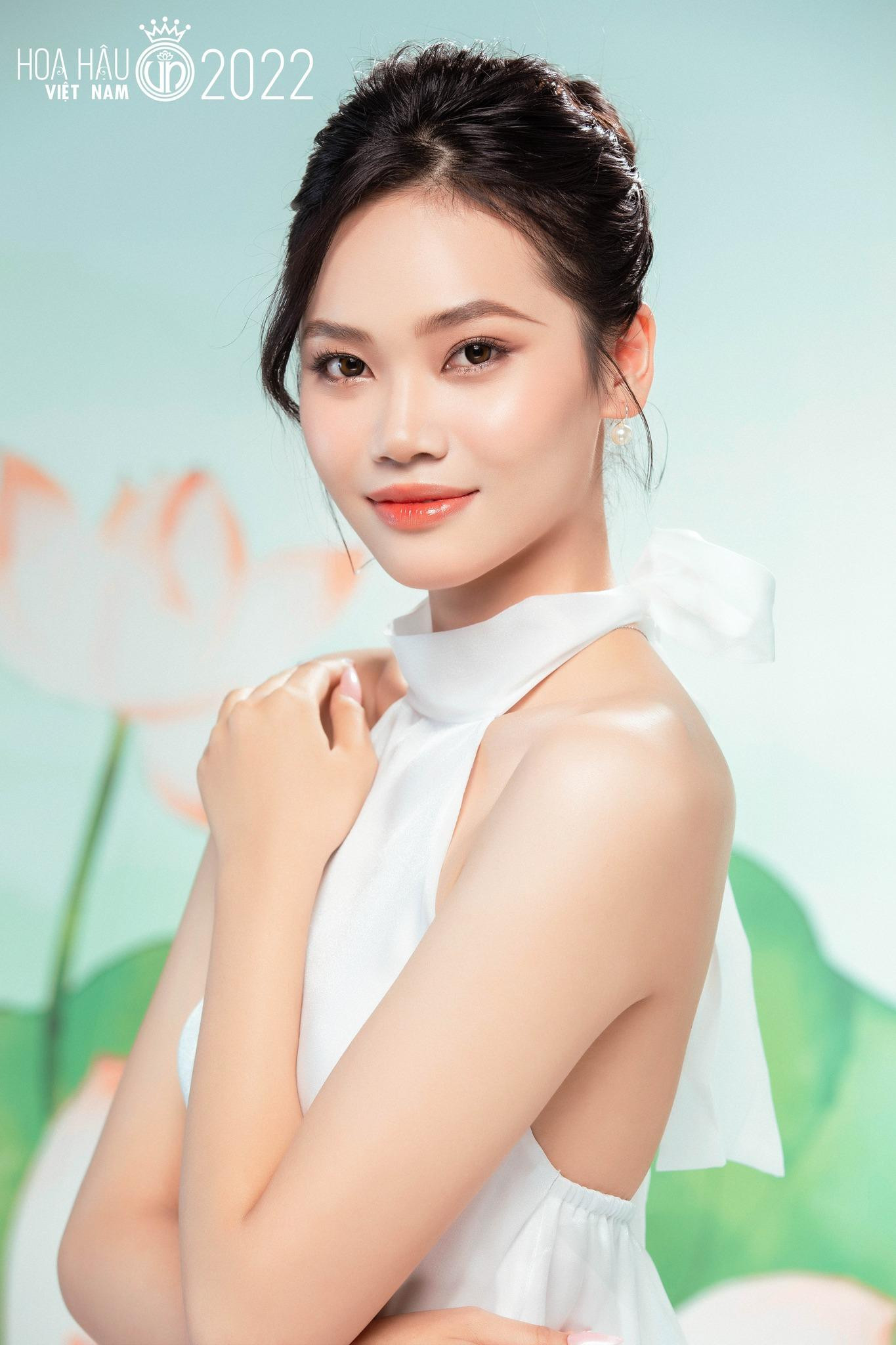 Trần Nhật Lệ (SBD 133) và Nguyễn Thúy Quỳnh (SBD 135). Trần Nhật Lệ (SBD 133) và Nguyễn Thúy Quỳnh (SBD 135).