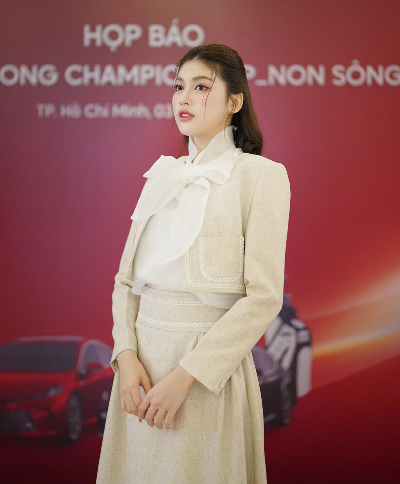 Á hậu Ngọc Thảo cho biết cô có nhiệm vụ lan tỏa tinh thần chung tay hướng về những người cựu chiến binh khi trở thành đại sứ của giải golf. &quot;Giải đấu đặc biệt ý nghĩa, vượt lên ý nghĩa một giải đấu thể thao, để trở thành dịp để tri ân, thể hiện đạo lý uống nước nhớ nguồn. Tôi rất tôn trọng điều này&quot;, Ngọc Thảo nói thêm.