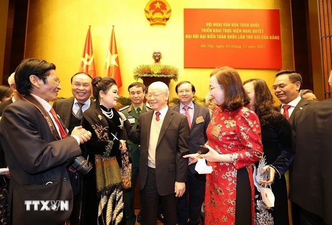 Tổng Bí thư Nguyễn Phú Trọng với đại biểu dự Hội nghị Văn hóa Toàn quốc triển khai thực hiện Nghị quyết Đại hội Đại biểu toàn quốc lần thứ XIII của Đảng (Hà Nội, 24/11/2021). Ảnh: TTXVN Tổng Bí thư Nguyễn Phú Trọng với đại biểu dự Hội nghị Văn hóa Toàn quốc triển khai thực hiện Nghị quyết Đại hội Đại biểu toàn quốc lần thứ XIII của Đảng (Hà Nội, 24/11/2021). Ảnh: TTXVN