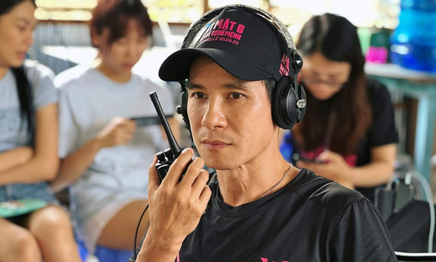 Nhà phê bình phim nhận định điện ảnh Việt hiện cần thêm 10 Trấn Thành, Lý Hải để kéo chân khán giả ra rạp. Nhà phê bình phim nhận định điện ảnh Việt hiện cần thêm 10 Trấn Thành, Lý Hải để kéo chân khán giả ra rạp.