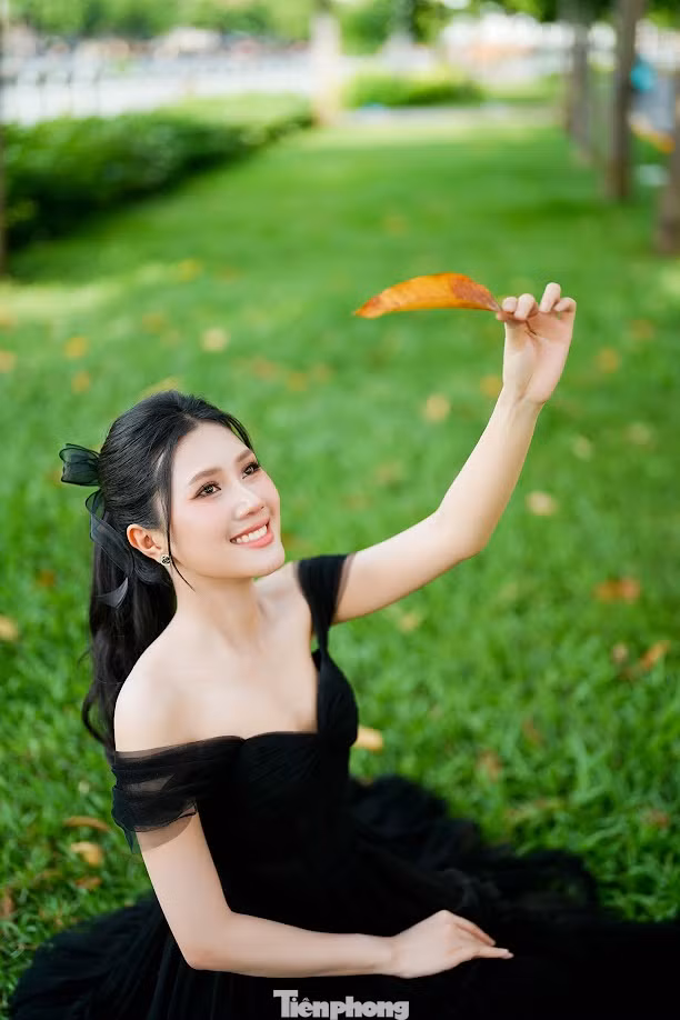 Về những thí sinh phải dừng chân sớm, Thùy Nhiên nói cô thấy tiếc nuối nhưng phải chấp nhận luật chơi. "Tôi chuẩn bị sẵn tâm lý vì cuộc thi nào cũng có tính chọn lọc. Chúng ta phải hiểu luật chơi, tôn trọng ban giám khảo và có sự thấu hiểu", thí sinh quê Vĩnh Long nói thêm.