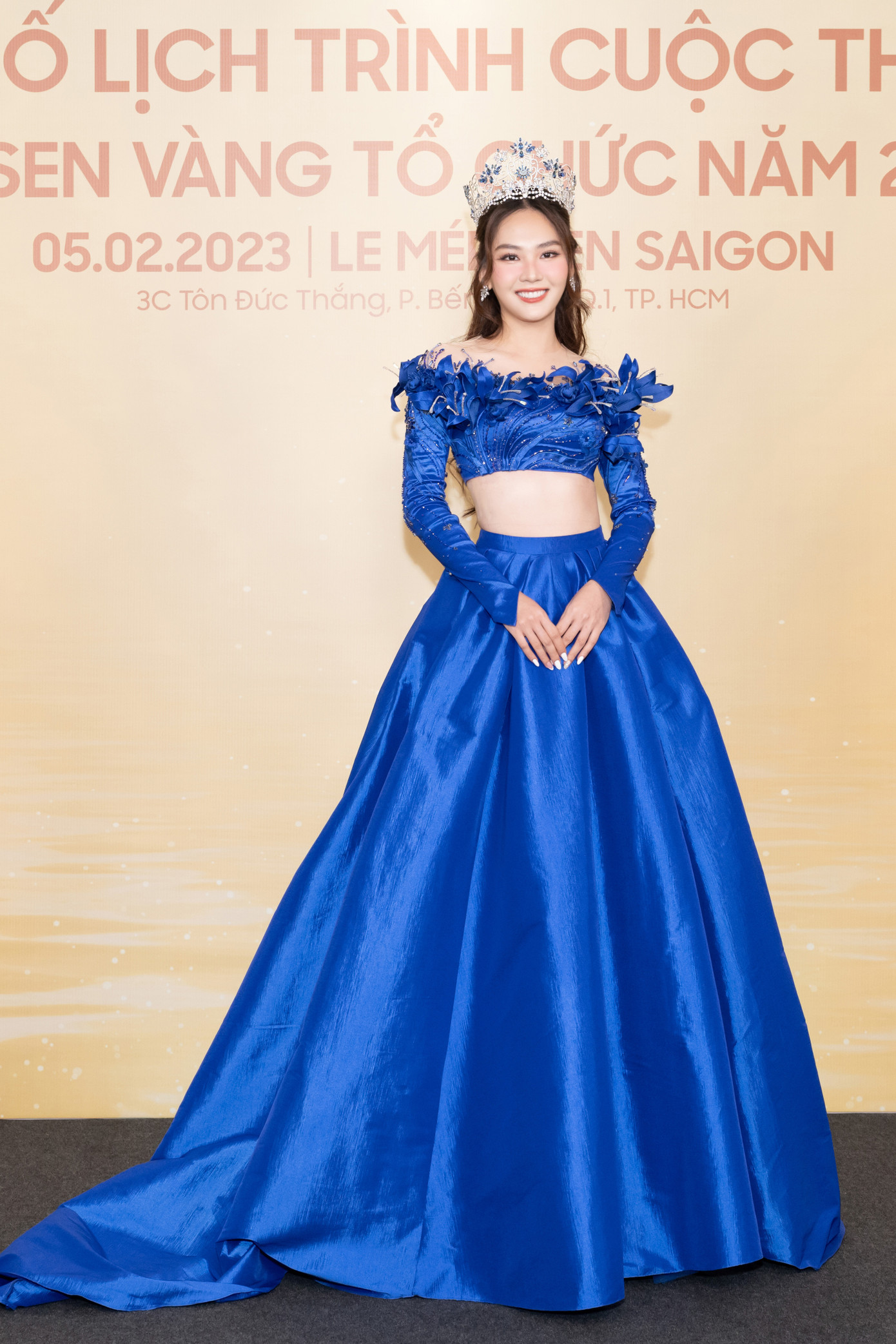 Hoa hậu Mai Phương xuất hiện công khai sau vụ xin lỗi khán giả vì ồn ào đăng ảnh chúc Tết. Cô đảm nhận vai trò đại sứ Miss World Vietnam 2023 và công bố lịch trình cuộc thi. Người đẹp bận rộn chuẩn bị để lên đường thi Miss World trong năm nay. &quot;Tôi phải dậy trước 8h sáng và chuẩn bị mọi thứ cho cuộc thi quốc tế&quot;, Mai Phương nói.