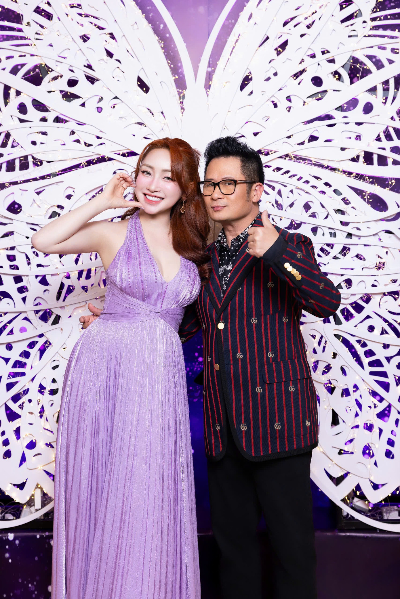 Lý Thùy Chang khoe dáng thon tại đêm nhạc quy tụ nhiều nghệ sĩ như Thu Minh, Bằng Kiều, Quốc Thiên, Trung Quân, Bảo Thy…