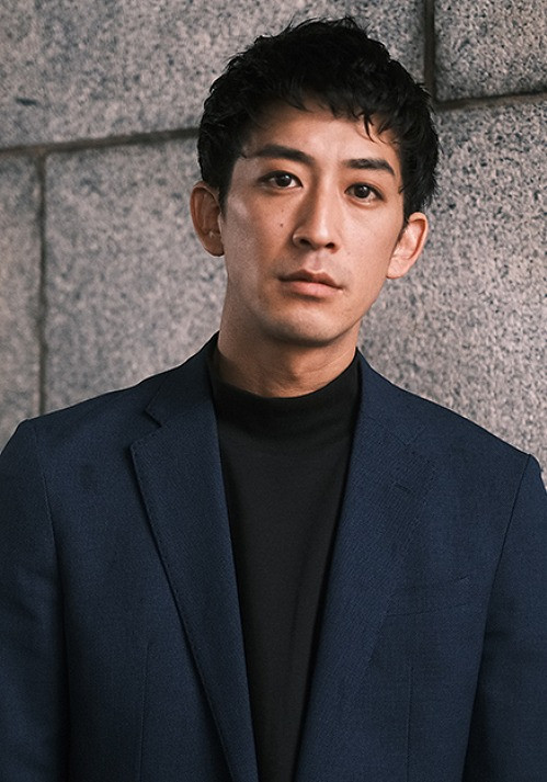 Chân dung diễn viên Futagami Hikaru. Chân dung diễn viên Futagami Hikaru.