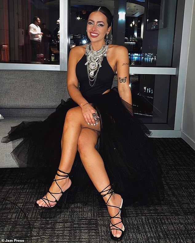 Ariana Viera trước khi mất vì tai nạn giao thông.