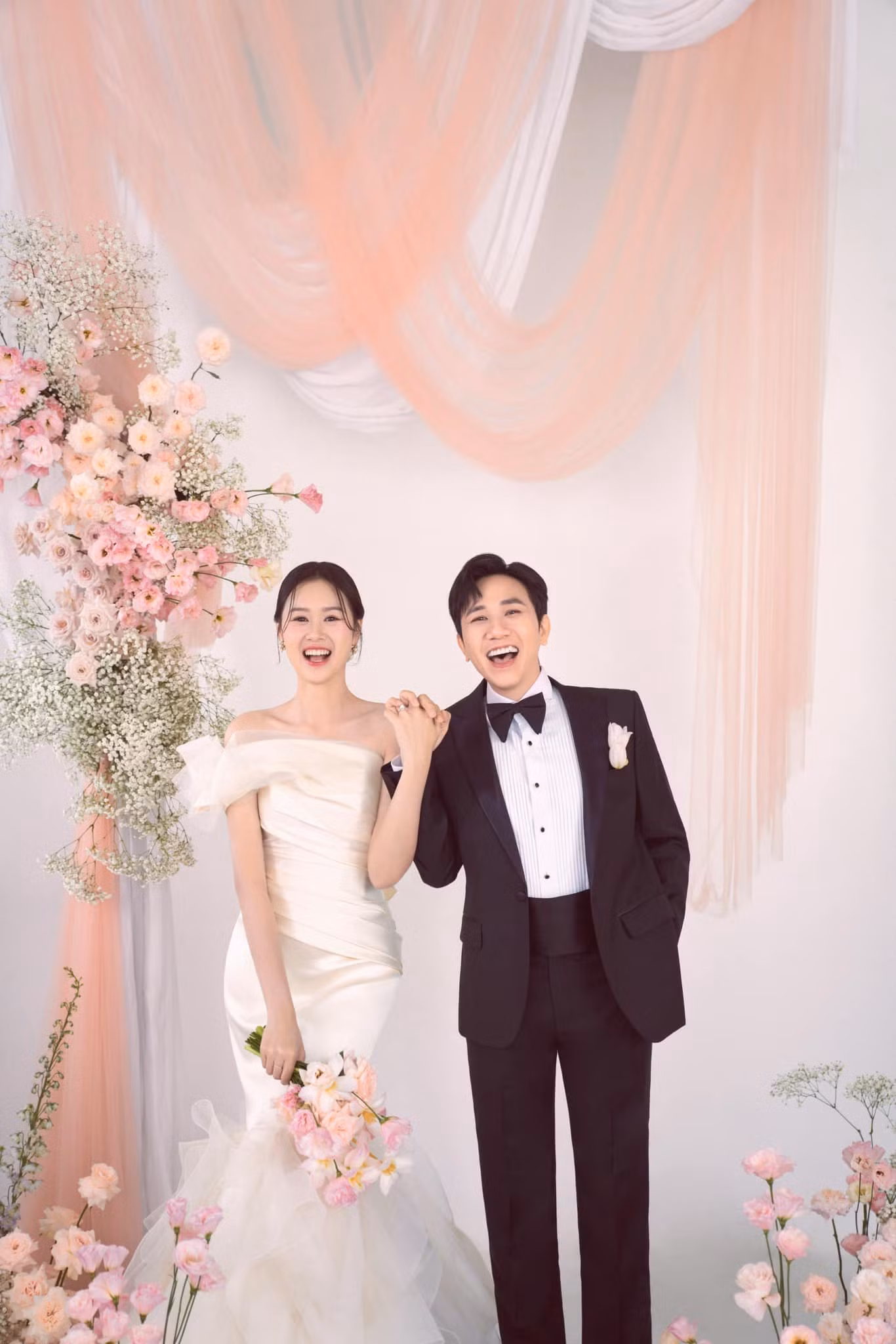 Lễ cưới của Anh Đức và Quỳnh Anh cấm trẻ em.