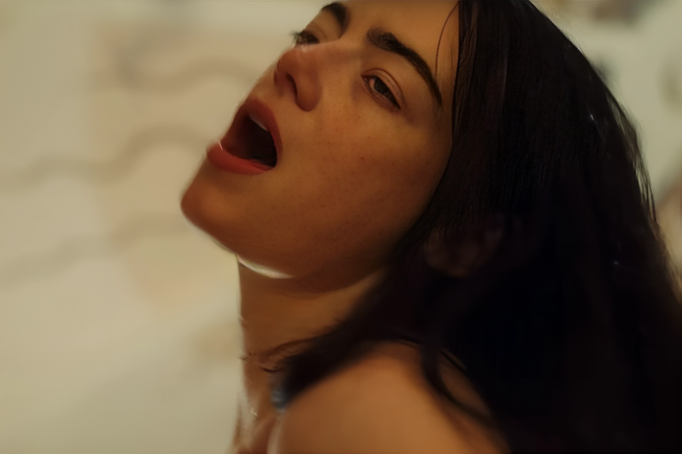 Emma Stone trong Poor Things.