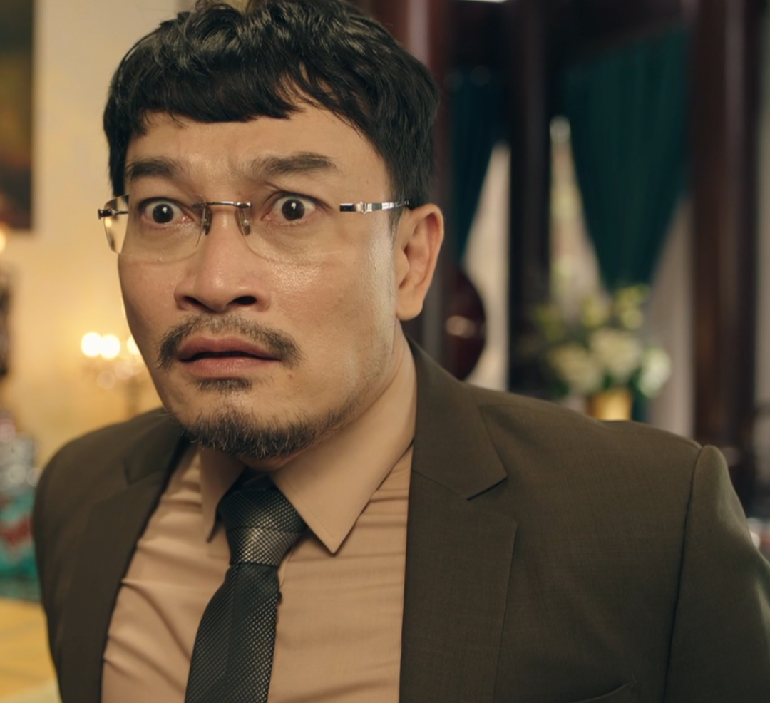 Lê Hoàng khẳng định khán giả khó đoán đường dây kịch bản trong phim anh làm đạo diễn. Lê Hoàng khẳng định khán giả khó đoán đường dây kịch bản trong phim anh làm đạo diễn.