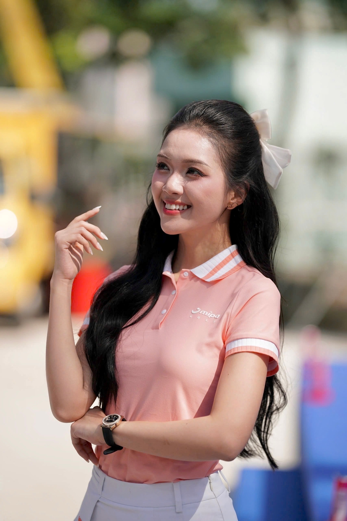 Mỹ Vân nói cô cảm nhận rõ không khí sôi động ở lễ khai mạc Giải Vô địch Pickleball Việt Nam 2025 - Cúp Hyundai Thành Công. &quot;Tôi vinh dự khi làm MC khai mạc giải đấu. Tôi cảm nhận rõ sự năng động, nhiệt huyết của vận động viên&quot;, Mỹ Vân nói.