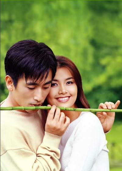 Hôn nhân bền chặt của Cha In Pyo và Shin Ae Ra được nhiều người ngưỡng mộ. Hôn nhân bền chặt của Cha In Pyo và Shin Ae Ra được nhiều người ngưỡng mộ.