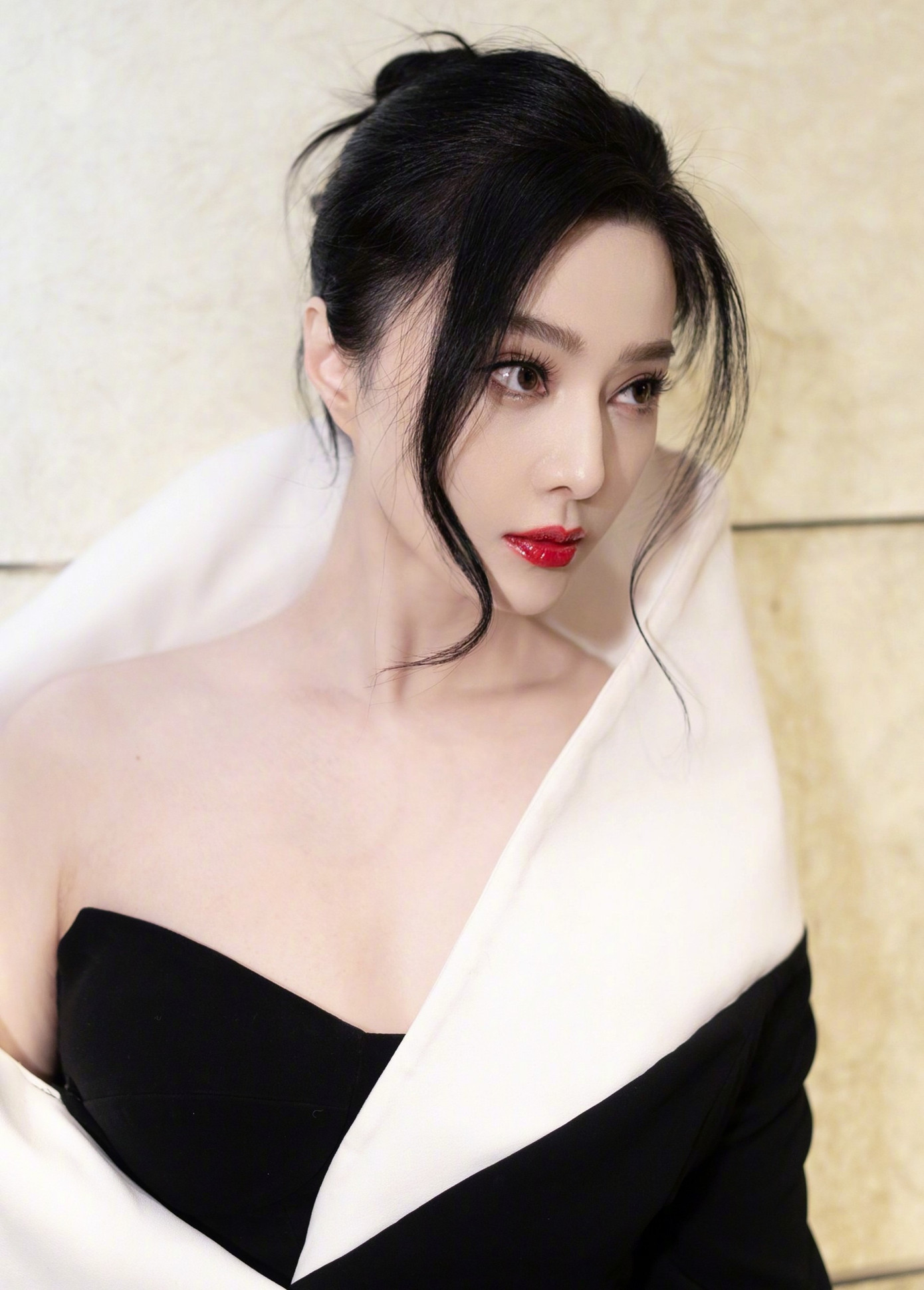 Sắc vóc nổi bật của Phạm Băng Băng ở tuổi 41.