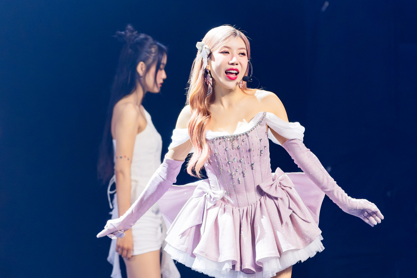 Trang Pháp cho biết quan điểm hạnh phúc của phụ nữ đến từ nhiều phía, từ gia đình, người yêu, sự nghiệp cho đến sự độc thân. Với cô, hạnh phúc đến từ bản thân, không nhất thiết lập gia đình mới có niềm vui. Trang Pháp cho biết quan điểm hạnh phúc của phụ nữ đến từ nhiều phía, từ gia đình, người yêu, sự nghiệp cho đến sự độc thân. Với cô, hạnh phúc đến từ bản thân, không nhất thiết lập gia đình mới có niềm vui.