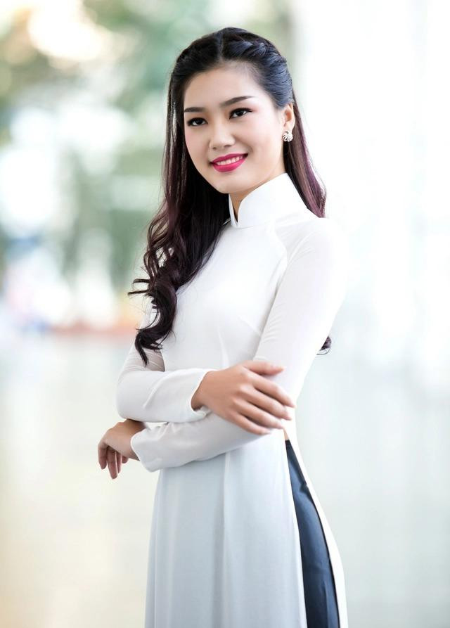 Năm 2015, Lã Thị Kiều Anh thắng giải Người đẹp tài năng nhờ vào phần ảo thuật ấn tượng. Nhờ nhan sắc ấn tượng, cô được xướng tên vào Top 5 chung cuộc Hoa hậu Việt Nam. Sau cuộc thi, cô tham gia một số sự kiện giải trí, được khán giả nhớ đến trước khi vắng bóng và gần như rút khỏi showbiz.