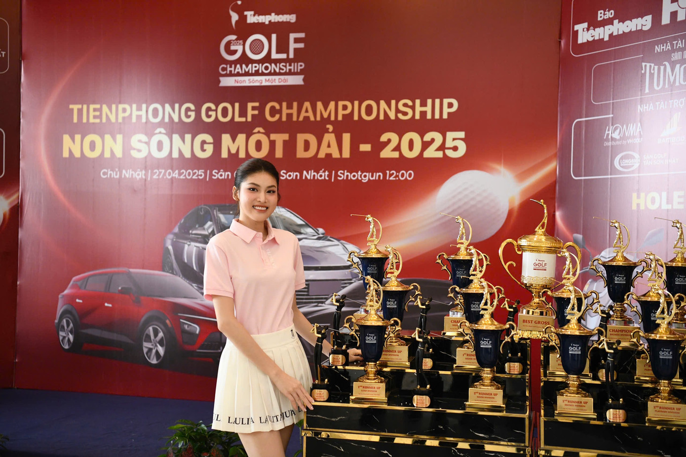 Á hậu Ngọc Thảo là một trong ba đại sứ của Giải Tiền Phong Golf Championship - Non sông một dải (cùng Hoa hậu Thanh Thủy và Á hậu Phương Anh). Ngọc Thảo xuất hiện từ sớm tại ngày thi đấu, chuẩn bị cho buổi khai mạc khởi tranh giải golf do báo Tiền Phong tổ chức.