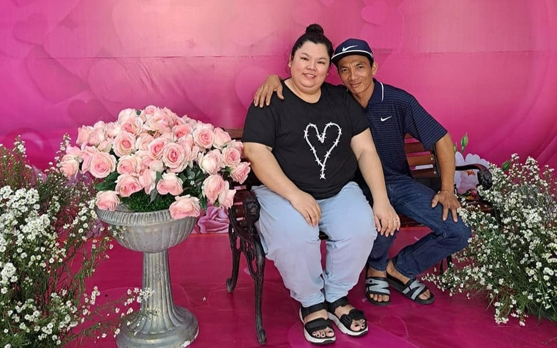 Tuyền Mập và chồng.