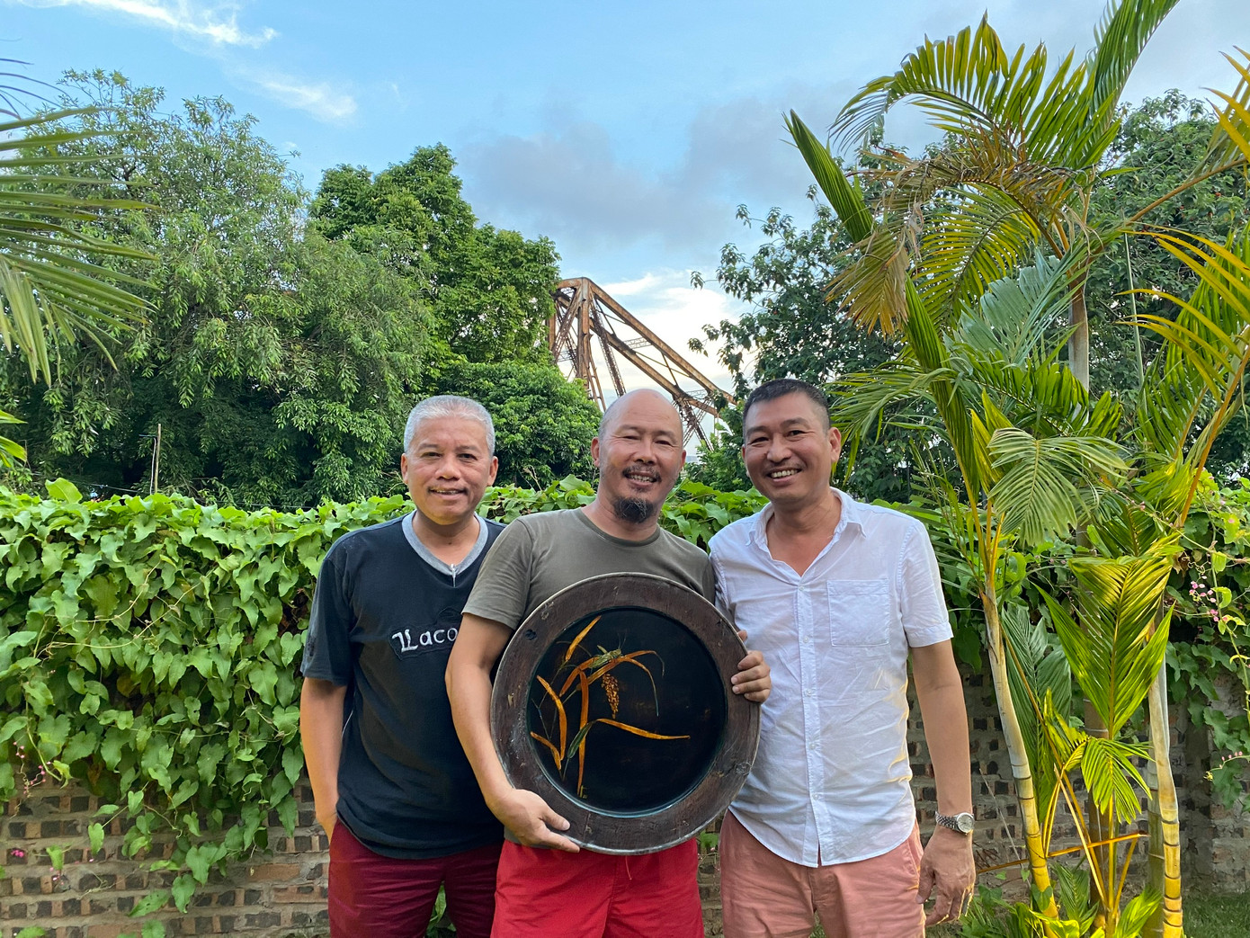 Bộ ba giai phố cổ Nguyễn Việt Hà, Đinh Công Đạt và Lê Thiết Cương (từ trái qua) lần đầu làm chung dự án nghệ thuật.