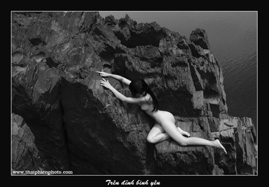 Thái Phiên tiết lộ 200 ảnh nude chưa công bố ảnh 3