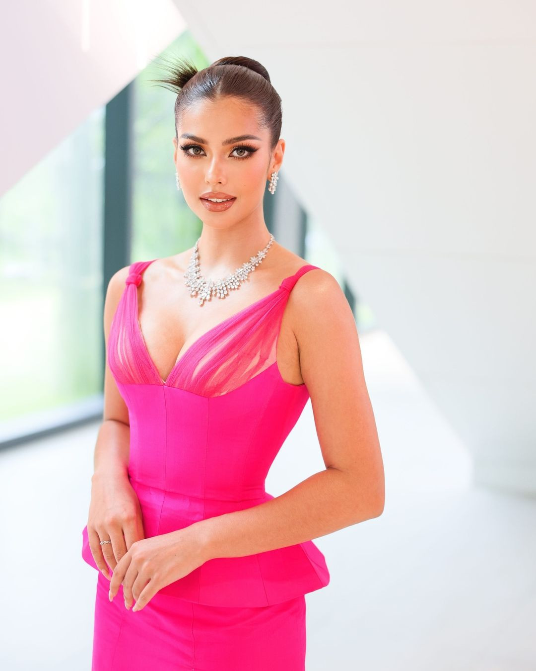 Anntonia Porsild quen thuộc với công chúng Thái Lan trong vai trò người mẫu thời trang. Cô cũng từng gây chú ý khi vào Top 10 The Face Thái Lan 2014.