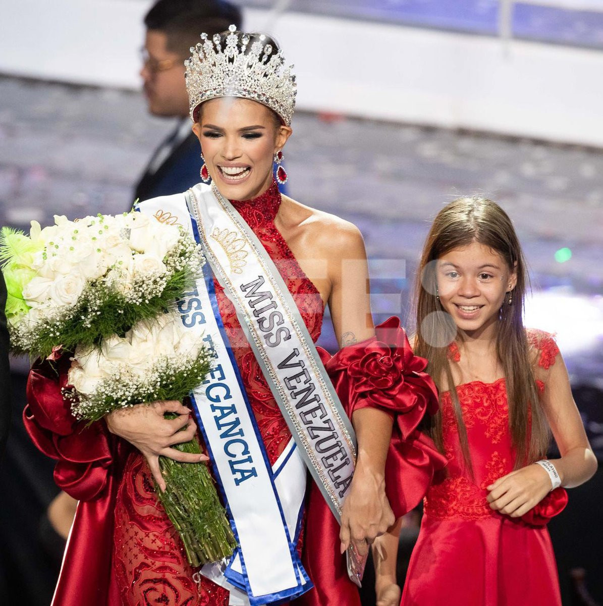 Ileana Marquez Pedroza là người phụ nữ có con đầu tiên trong lịch sử giành được danh hiệu cao quý Hoa hậu Venezuela. Người đẹp gây chú ý trên truyền thông với câu chuyện có con vào năm 16 tuổi. Ileana cho biết khi còn trẻ cô đã quyết định sai lầm nhưng sau đó đã ly dị.