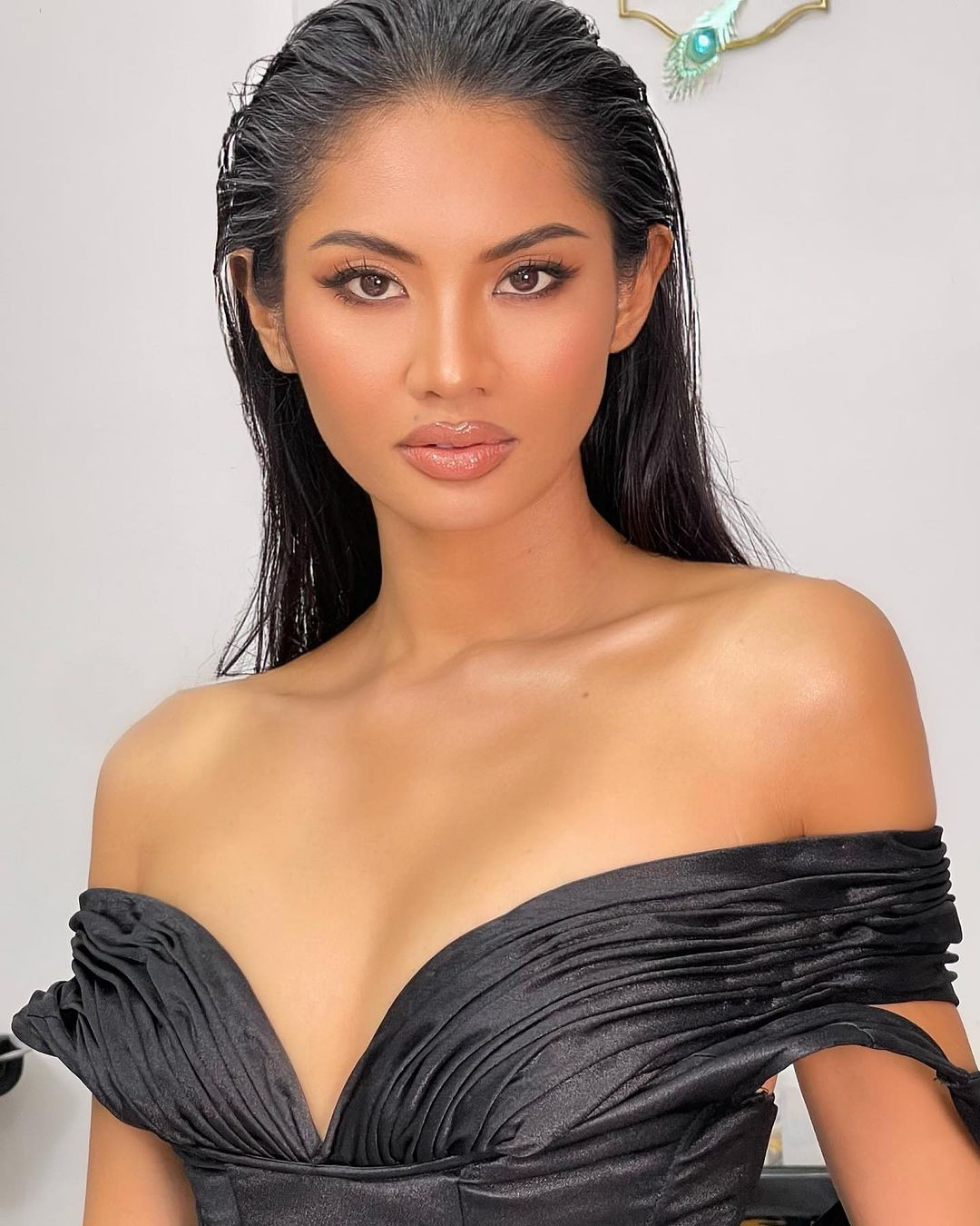 Chiến thắng của Davin Prasath nhận được sự chú ý của fan sắc đẹp quốc tế. Nhiều người ủng hộ, khen ngợi nhan sắc của tân Hoa hậu Hoàn vũ Campuchia.