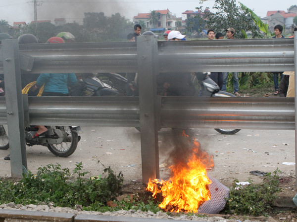 Quần áo được hóa vàng ngay sau đó