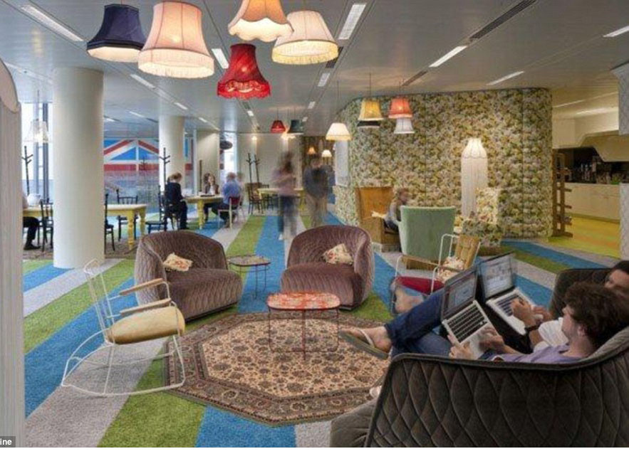 Không gian làm việc ngẫu hứng, trẻ trung, đầy màu sắc. Không gian làm việc ngẫu hứng, trẻ trung, đầy màu sắc