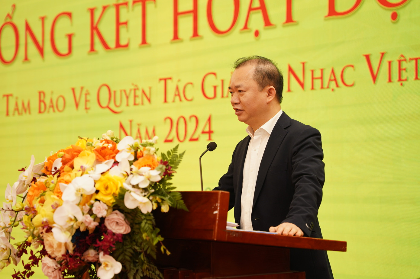 PGS.TS Bùi Hoài Sơn phát biểu tại lễ tổng kết hoạt động trong năm 2024 của VCPMC. Ảnh: BTC PGS.TS Bùi Hoài Sơn phát biểu tại lễ tổng kết hoạt động trong năm 2024 của VCPMC. Ảnh: BTC