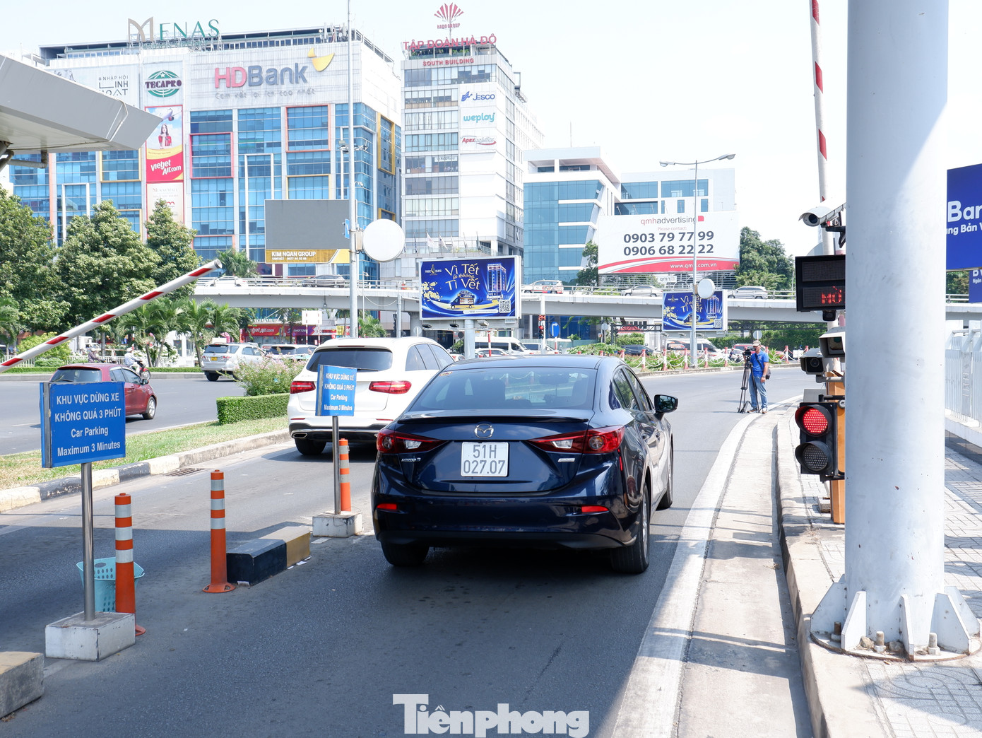 Trong thời gian tới, ACV sẽ tiếp tục đa dạng thêm hình thức thu tiền dịch vụ tại các khu vực ra/vào Cảng qua thẻ thanh toán quốc tế, mã QR qua ứng dụng của ngân hàng hoặc ví điện tử.