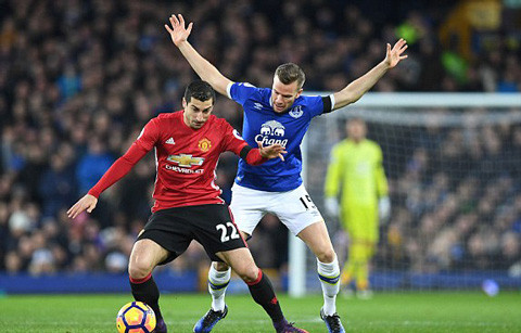 Tội đồ Fellaini khiến M.U bị cầm hòa phút cuối ảnh 1