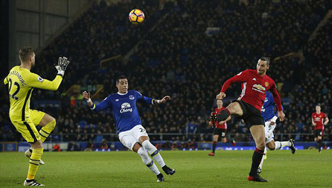 Tội đồ Fellaini khiến M.U bị cầm hòa phút cuối ảnh 2